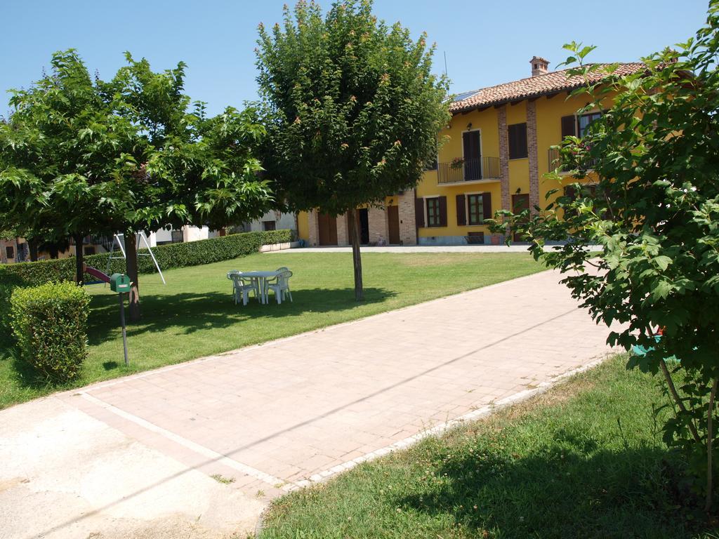 Villa La Casa In Rivalta à Verduno Extérieur photo