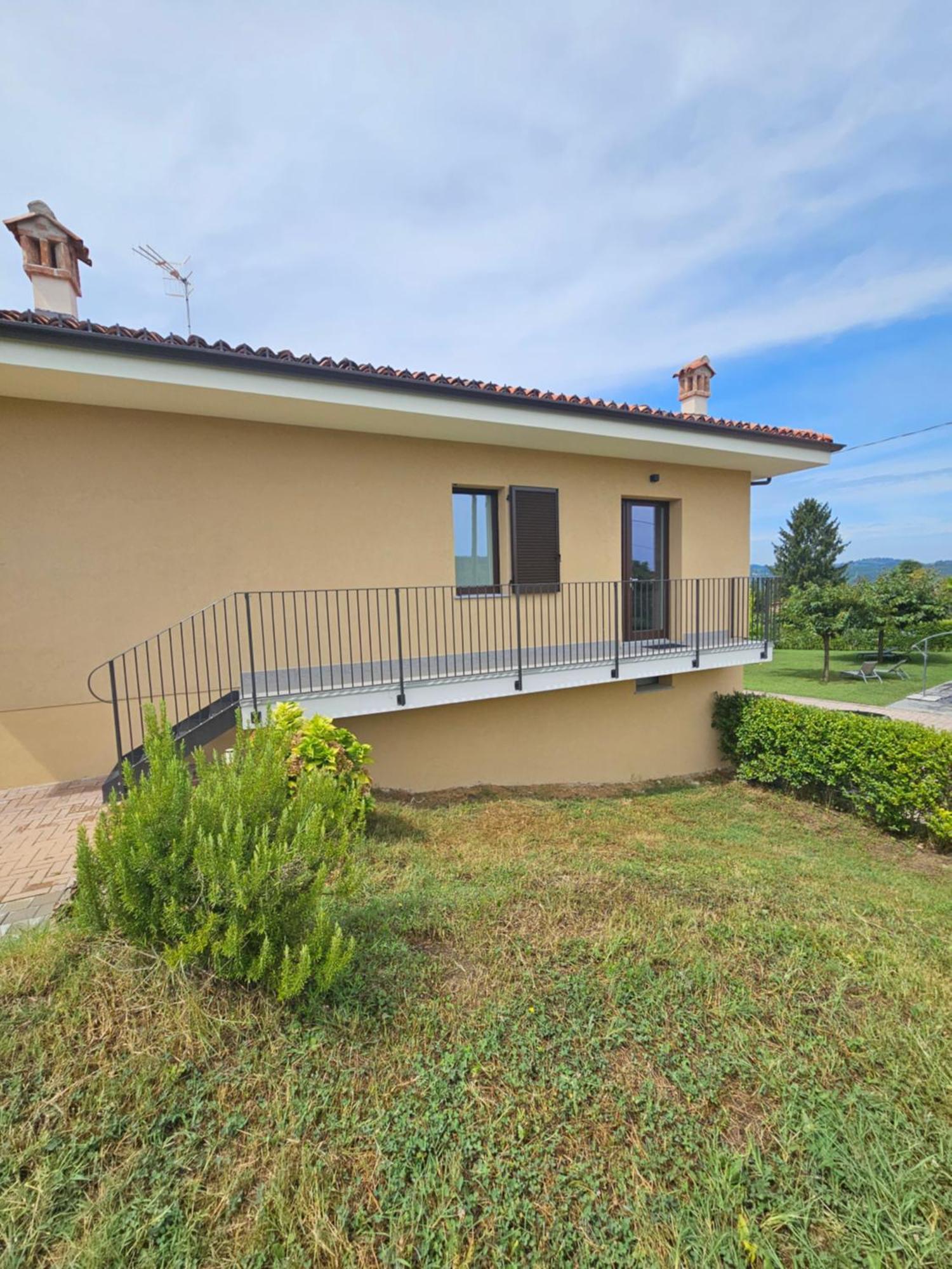 Villa La Casa In Rivalta à Verduno Extérieur photo
